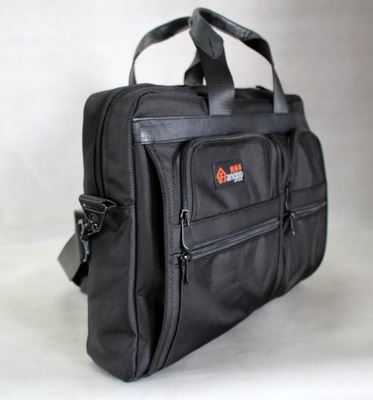 佰洋手袋箱包 專業生產各類電腦包、公文包及商務袋